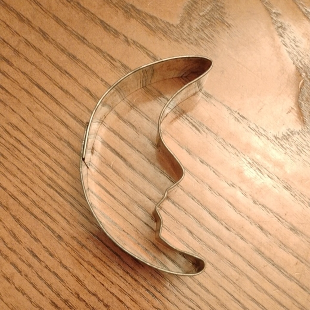 Crescent Moon Metal Cookie Cutter